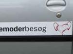 Jordmoderbilen rykker ud